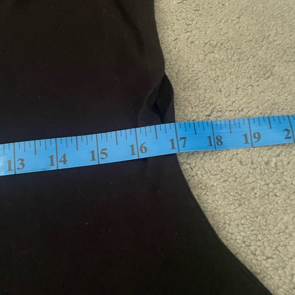 FIGWOOD Cap Sleeve Trapeze Black Dress - Picture 7 of 9